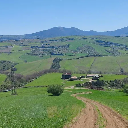 Alloggio per agriturismo Taverna Centomani *